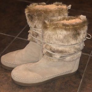 Toms Nepal Tan Oxford Suede Faux Fur Boots